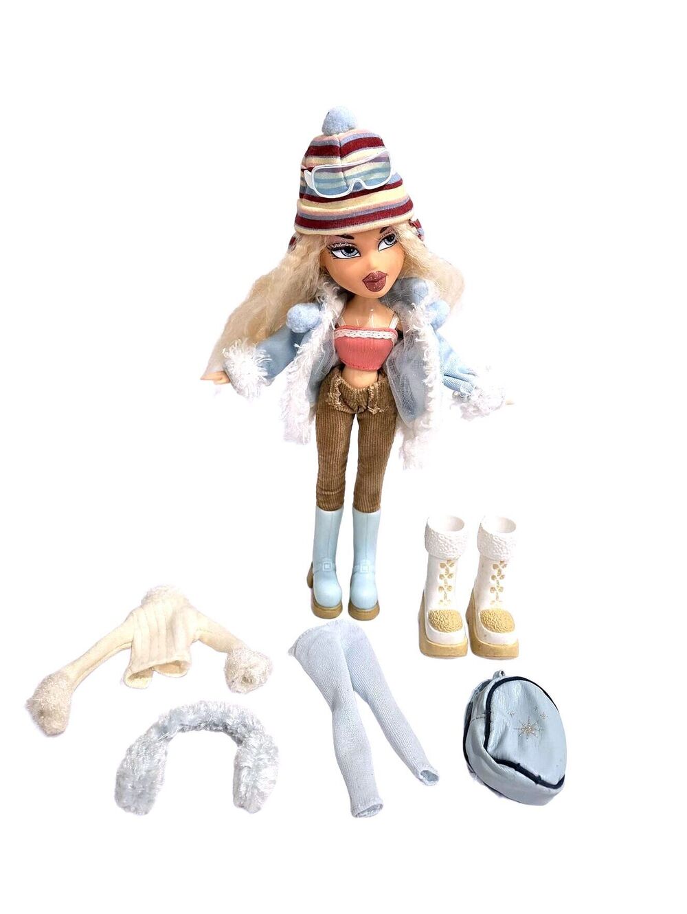 Bratz Cloe Wintertime Wonderland 2003 1st Edition Doll MGA Original Outfit